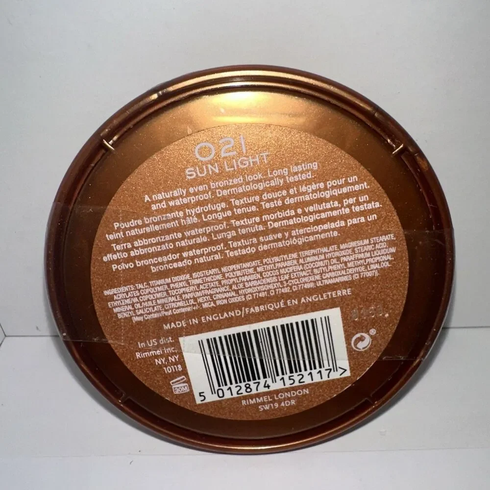 Rimmel London Natural Bronzer 021 Sun Light, waterproof sun-kissed glow Y2K